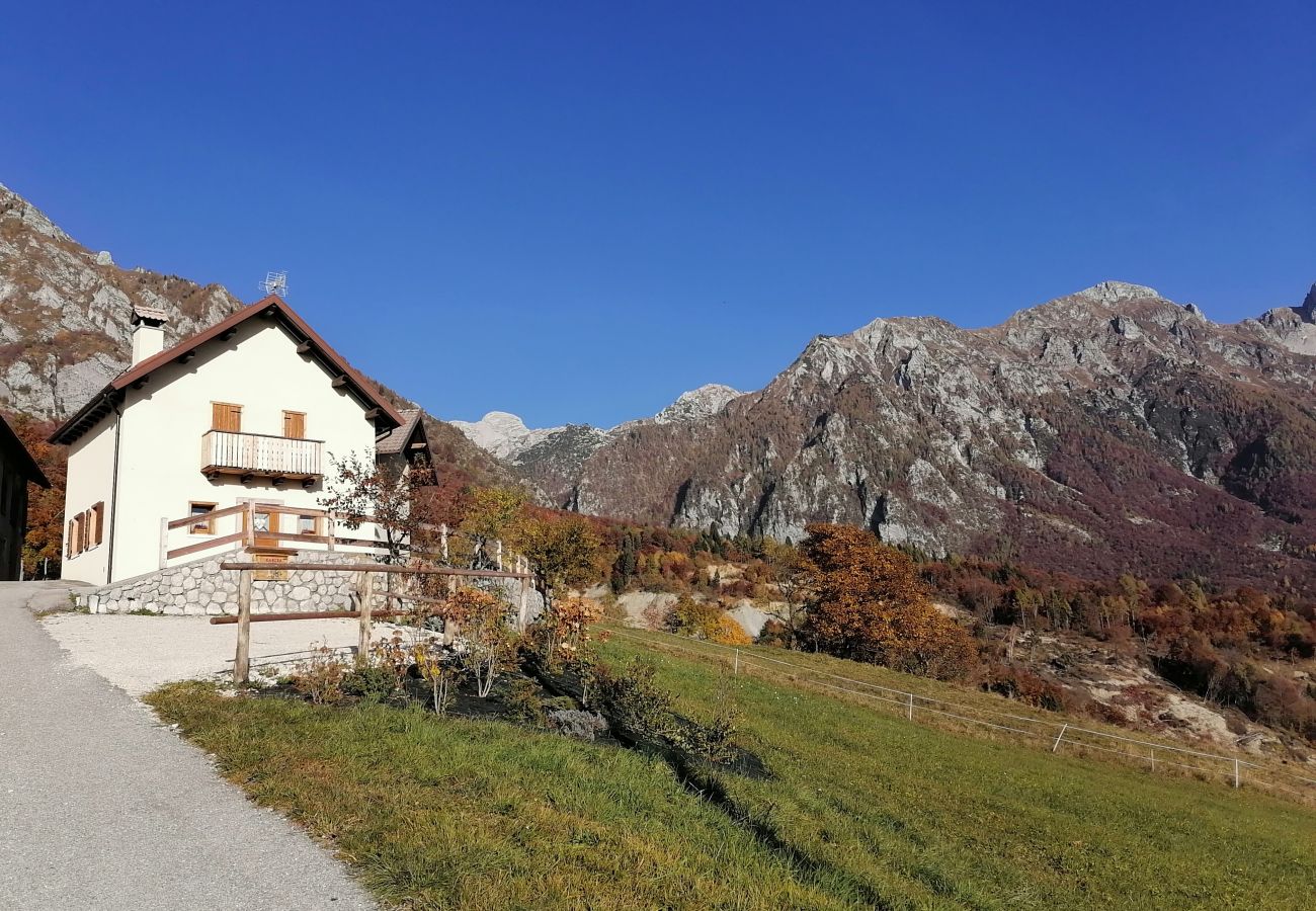 Agriturismo a Chies d´Alpago - Casera Moda Luxury Chalet con sauna