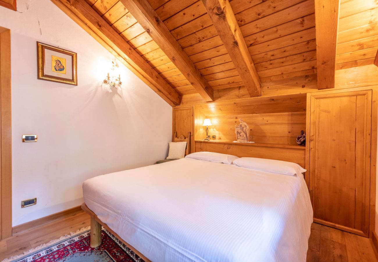 Appartamento a San Vito di Cadore - Casa Belvedere 2 mansarda con vista sulle Dolomiti