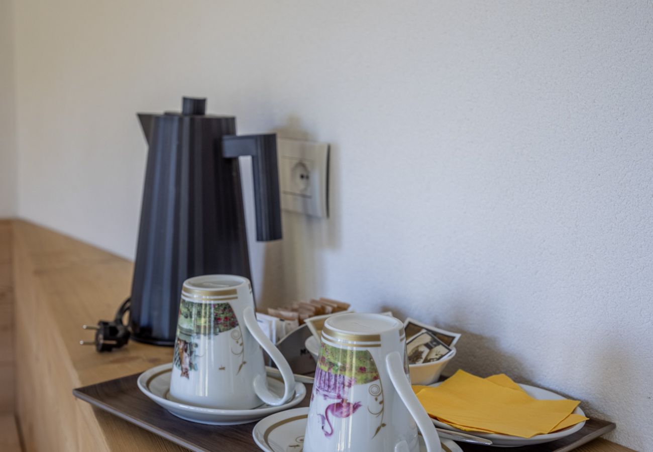 Affitto per camere a Pieve di Cadore - B&B GIALLO - Junior Suite Wellness Nigritella