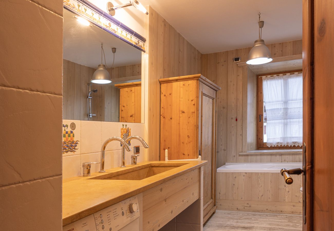 Appartamento a Cortina d´Ampezzo - Casa Da l'Oio con balcone e vista Dolomiti