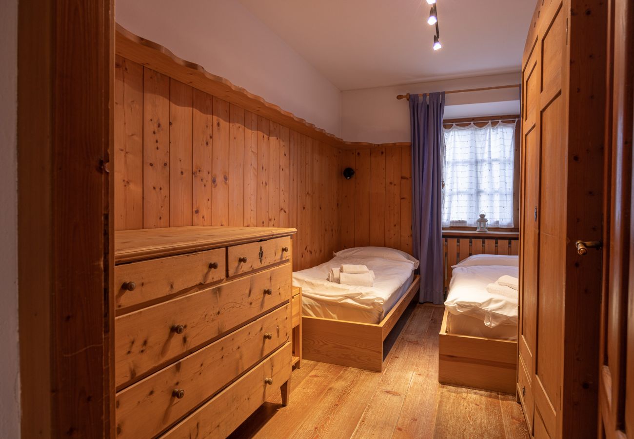 Appartamento a Cortina d´Ampezzo - Casa Da l'Oio con balcone e vista Dolomiti