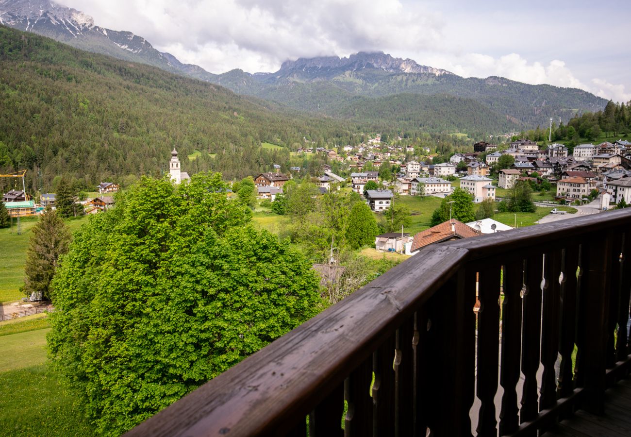 Appartamento a Borca di Cadore - Casa Lino sulla via per Cortina