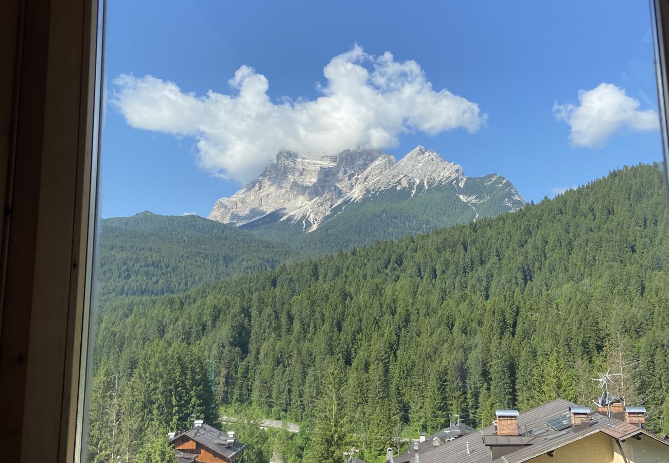 Appartamento a San Vito di Cadore - Casa Antelao, sulla via per Cortina