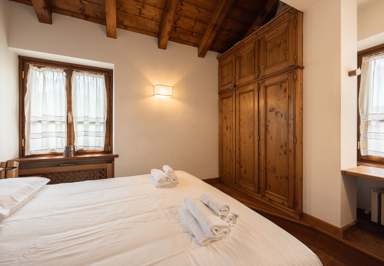Appartamento a Cortina d´Ampezzo - Casa Blue Lodge, panoramica e confortevole