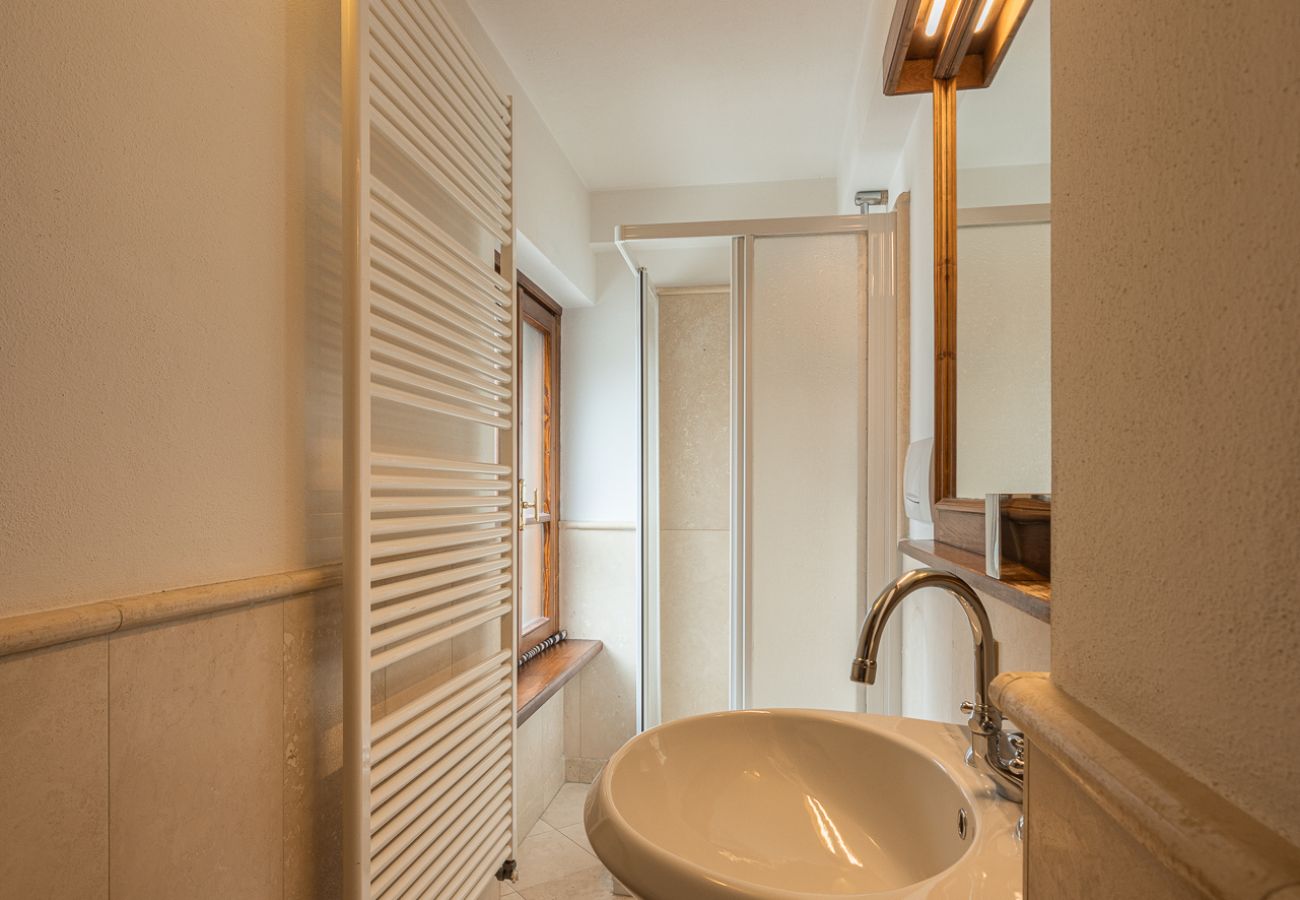 Appartamento a Cortina d´Ampezzo - Casa Blue Lodge, panoramica e confortevole