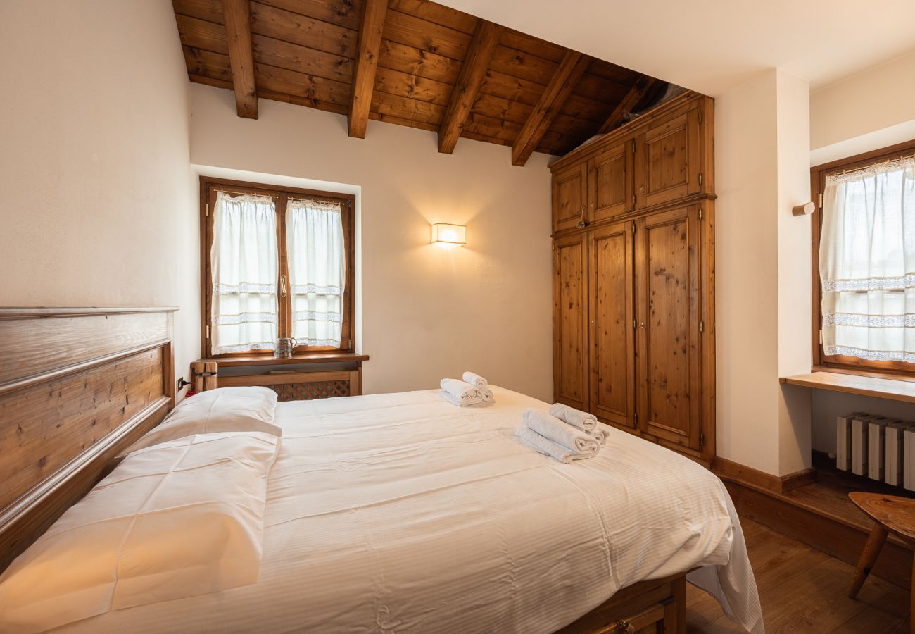 Appartamento a Cortina d´Ampezzo - Casa Blue Lodge, panoramica e confortevole