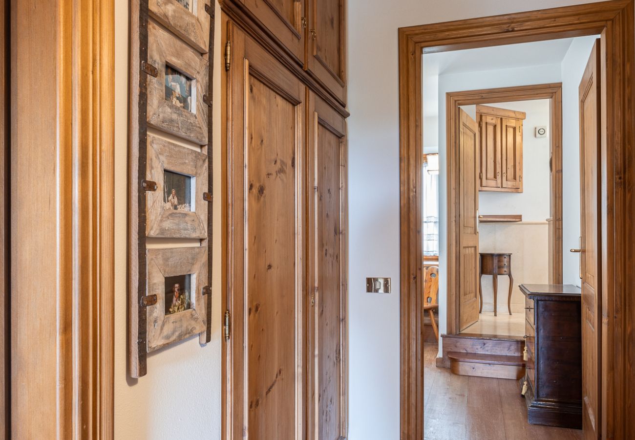 Appartamento a Cortina d´Ampezzo - Casa Blue Lodge, panoramica e confortevole