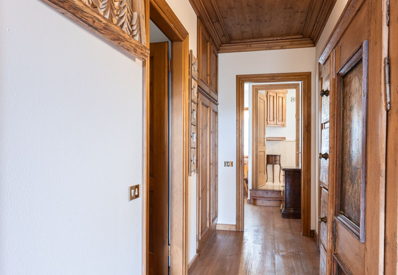 Appartamento a Cortina d´Ampezzo - Casa Blue Lodge, panoramica e confortevole