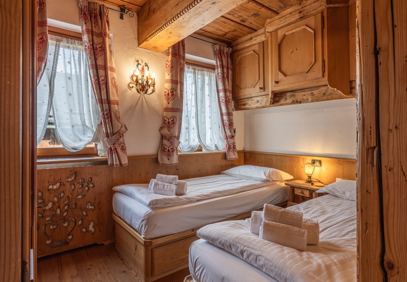 Appartamento a Cortina d´Ampezzo - Casa Col, vicina alle piste da sci con vista Dolomiti