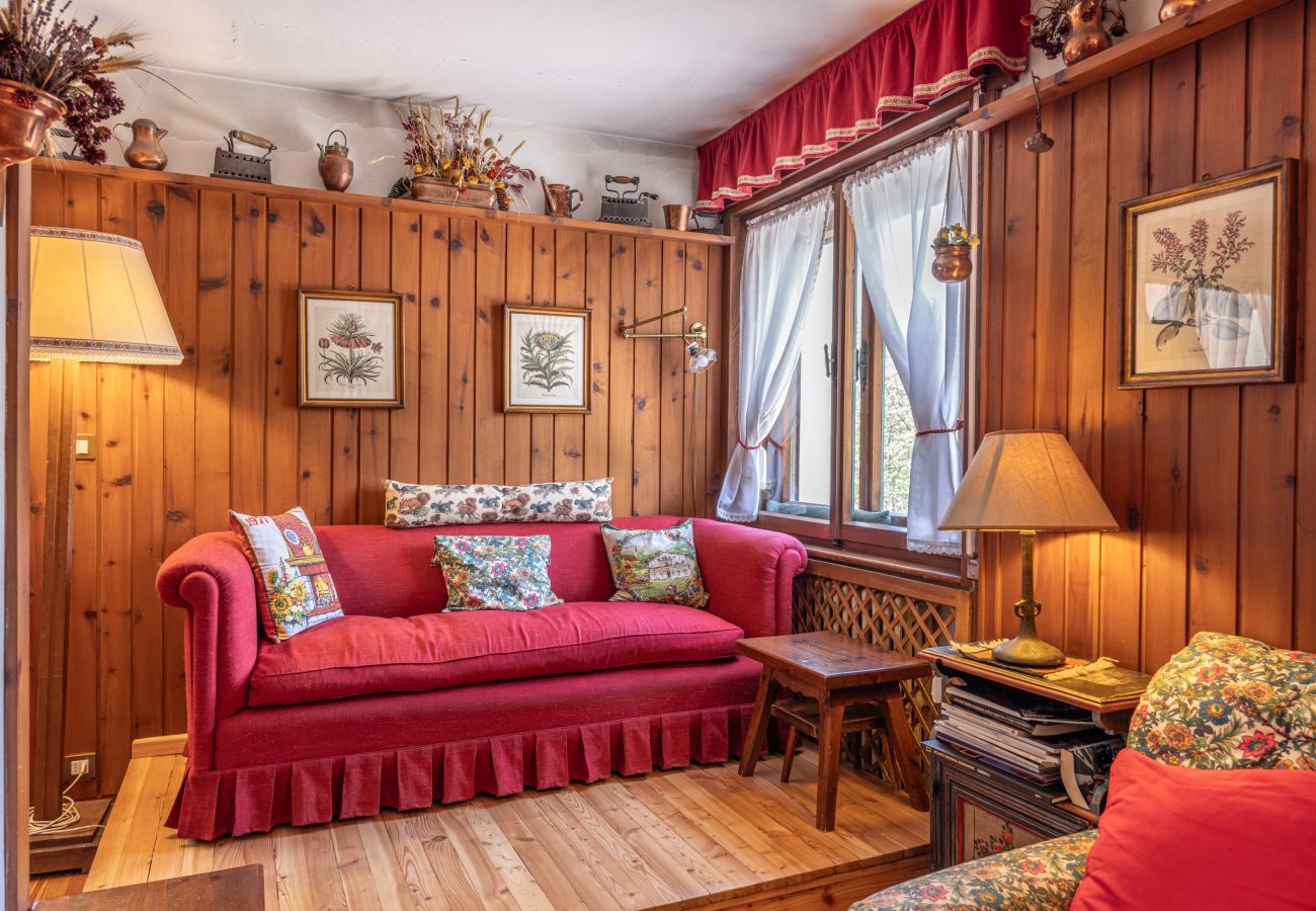 Appartamento a Cortina d´Ampezzo - Ca' del Molin, ampio appartamento con balcone e garage