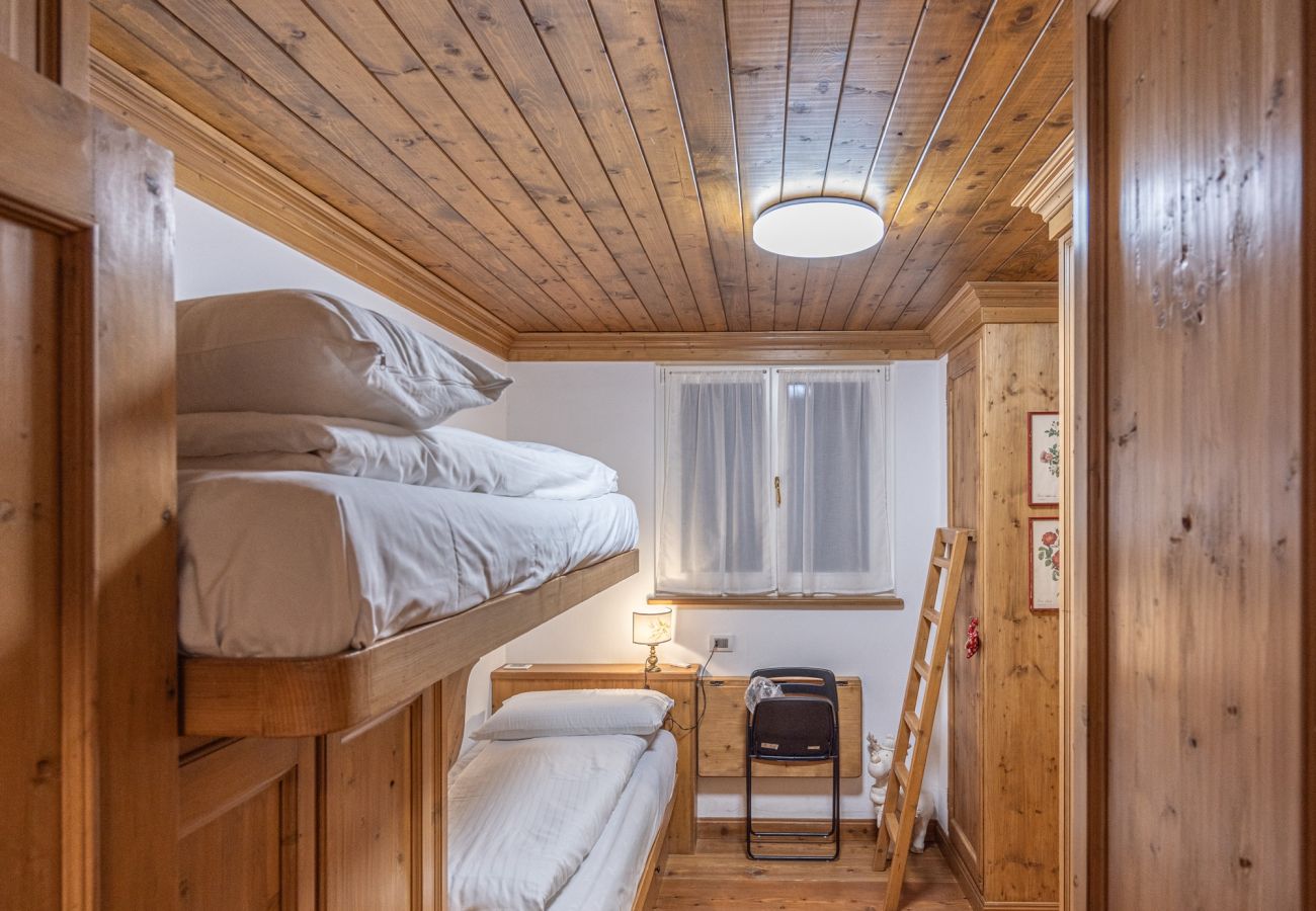 Appartamento a Cortina d´Ampezzo - Casa Bucaneve 2, confortevole vicina al centro di Cortina