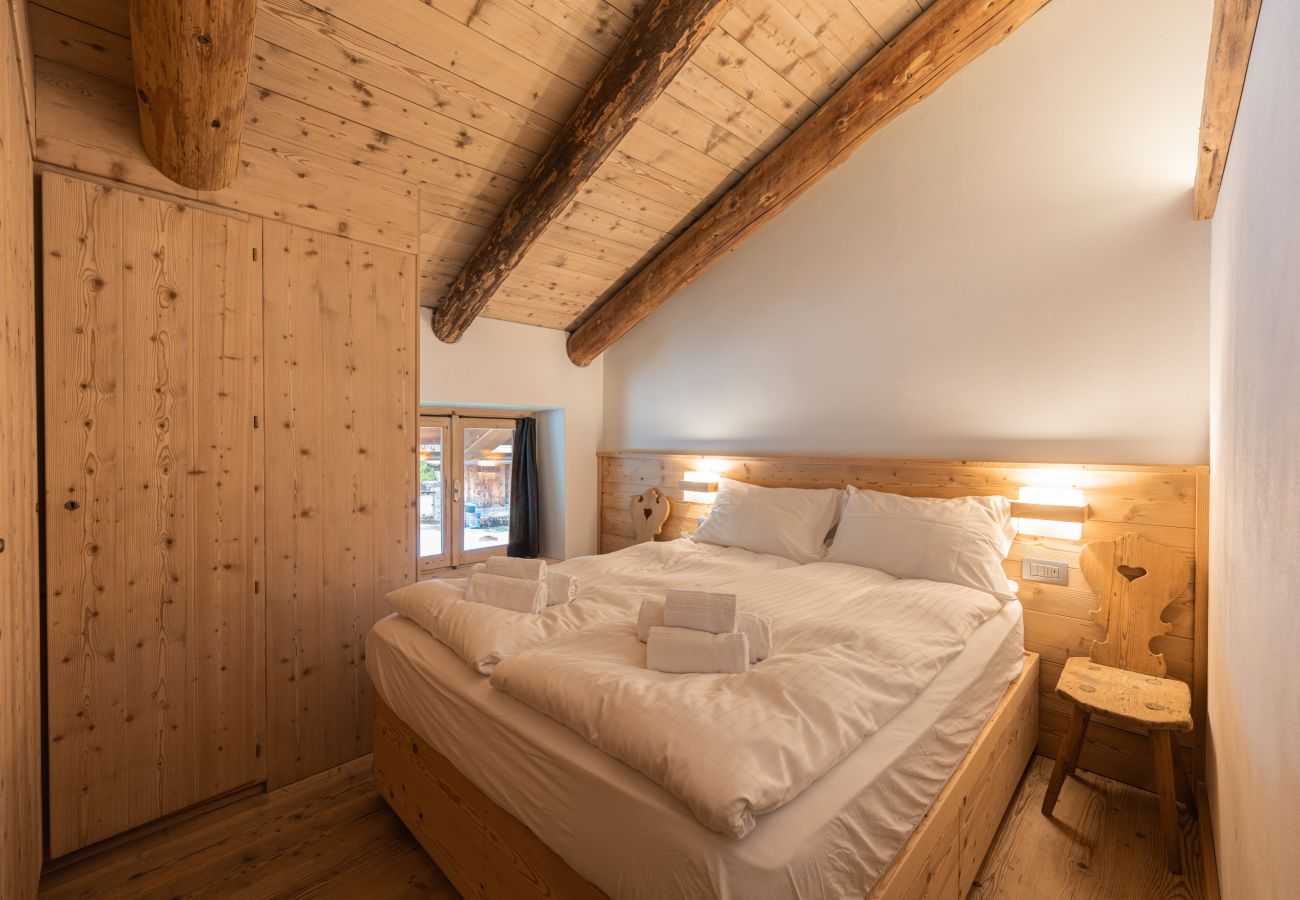 Appartamento a Cortina d´Ampezzo - Casa Verocip, una mansarda panoramica vista Dolomiti