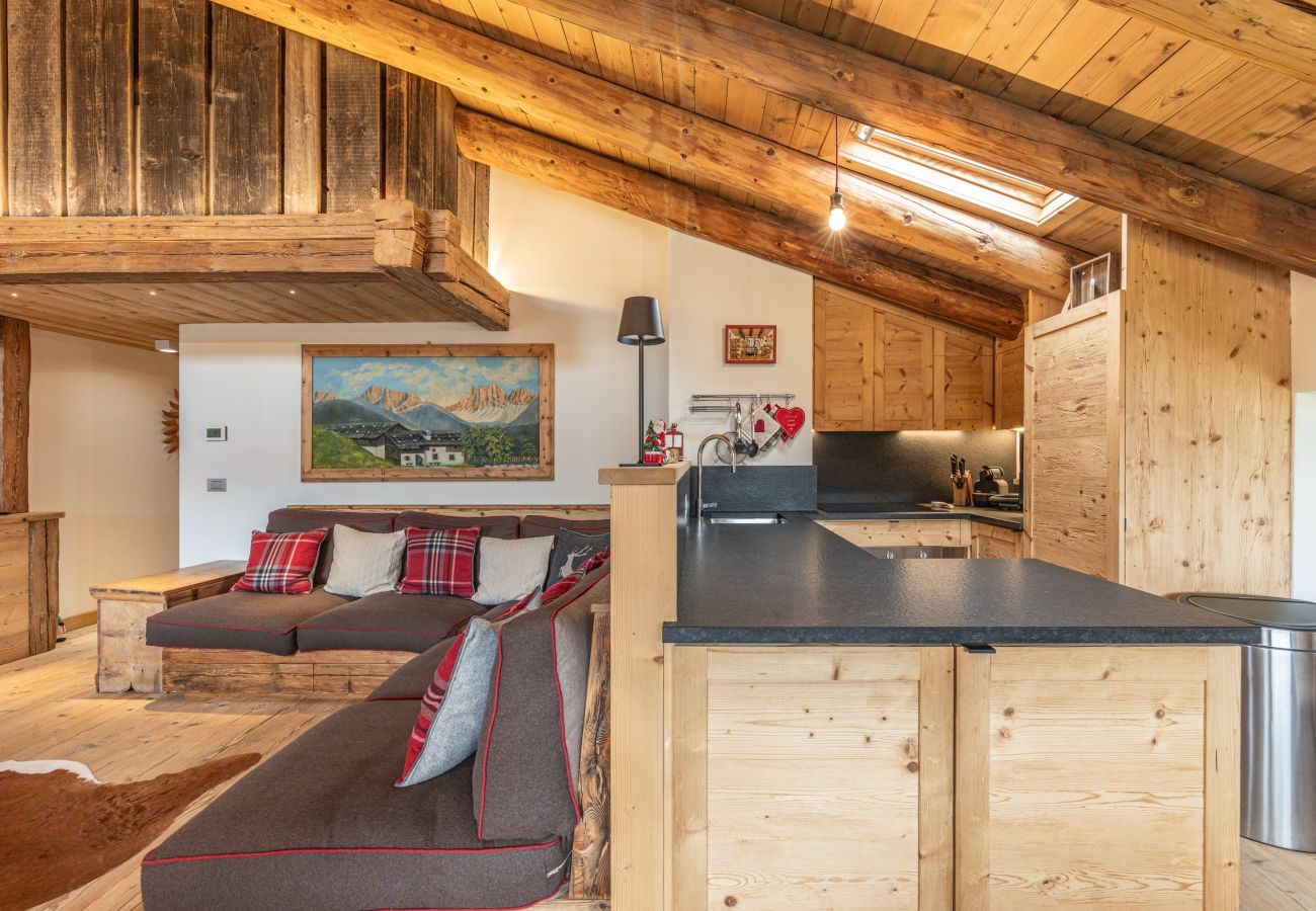 Appartamento a Cortina d´Ampezzo - Casa Verocip, una mansarda panoramica vista Dolomiti