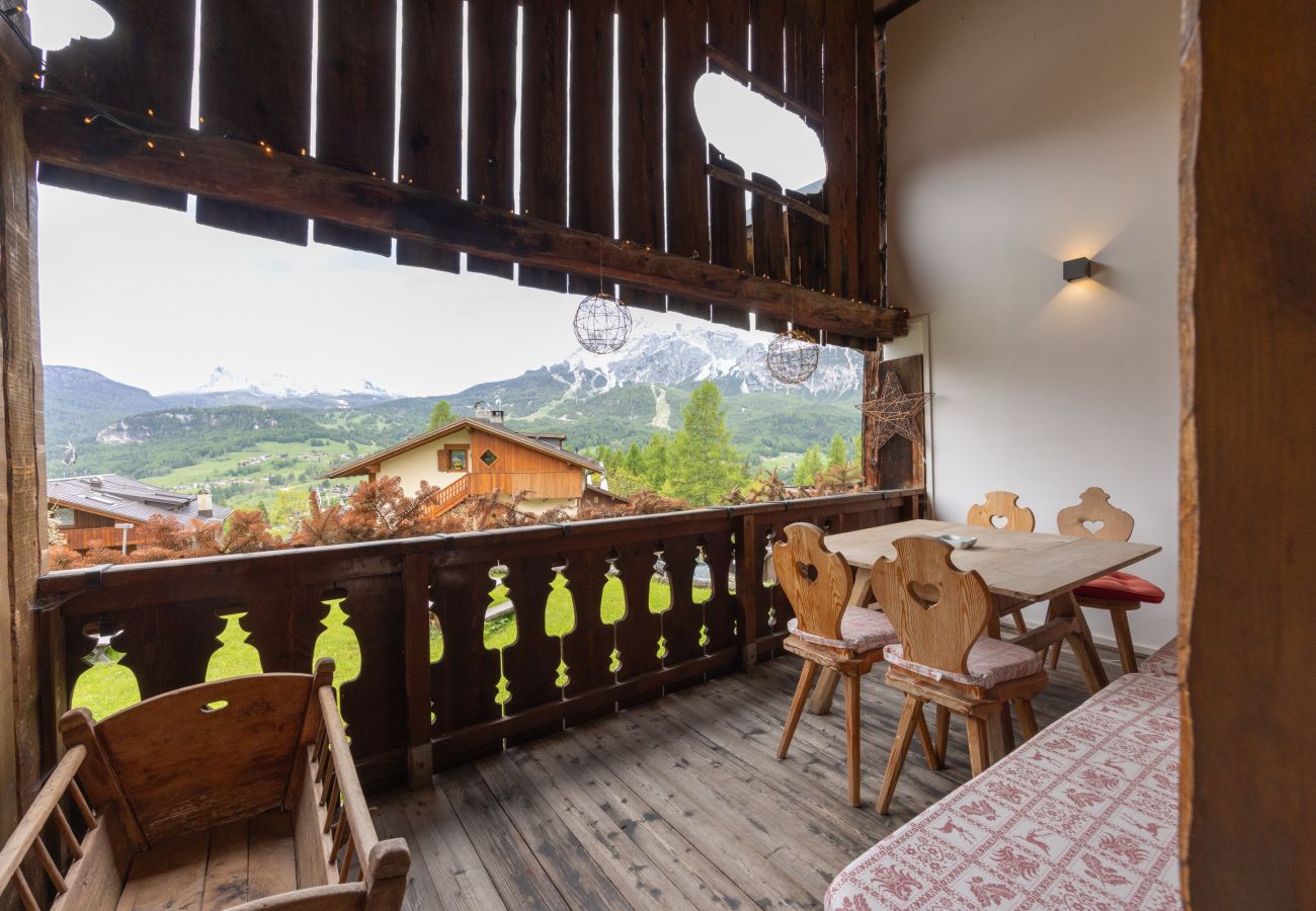Appartamento a Cortina d´Ampezzo - Casa Verocip, una mansarda panoramica vista Dolomiti