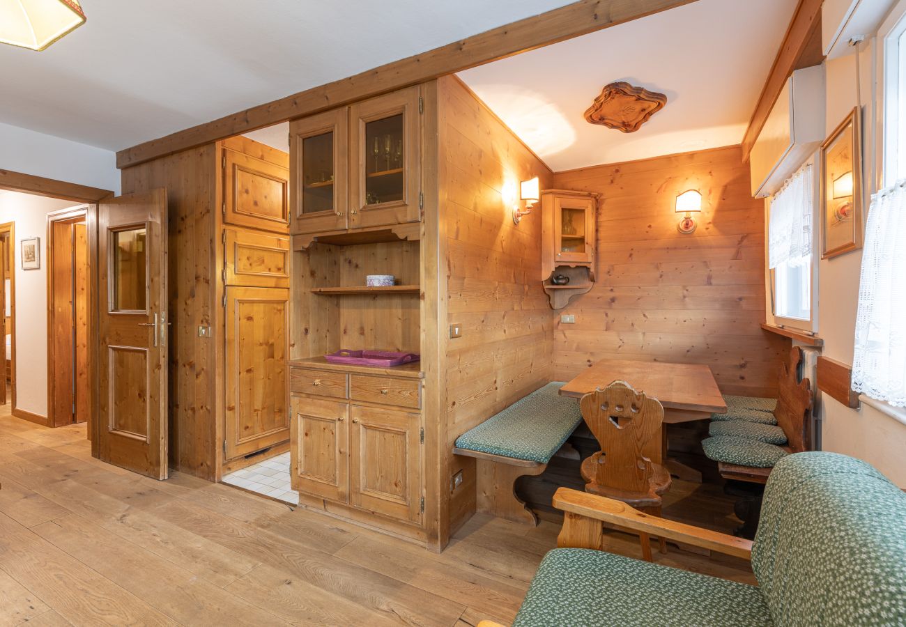 Appartamento a Cortina d´Ampezzo - Casa Ria de Zeto, a pochi passi dal centro