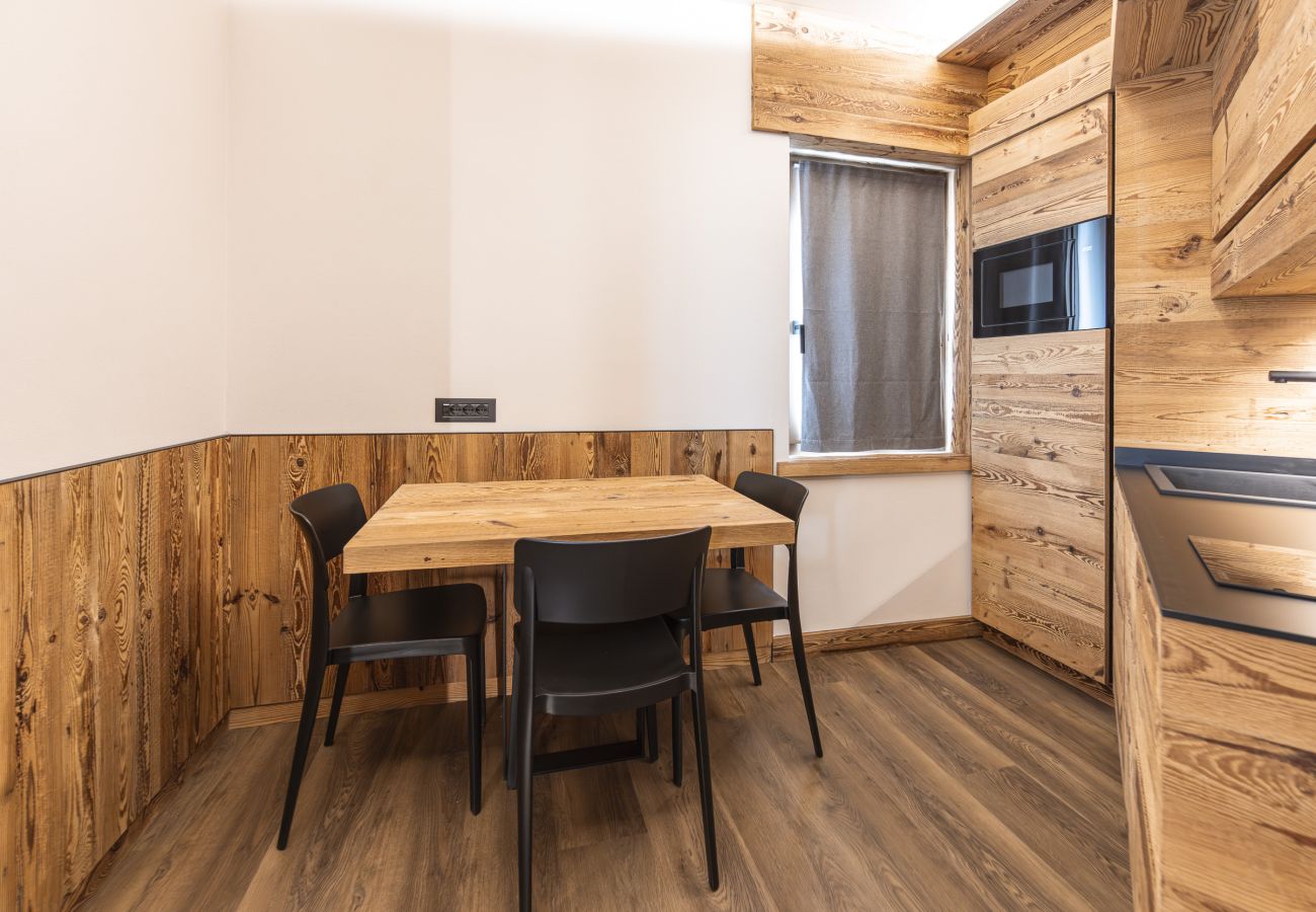 Appartamento a Auronzo di Cadore - Salvans Wellness - Camera Aurum