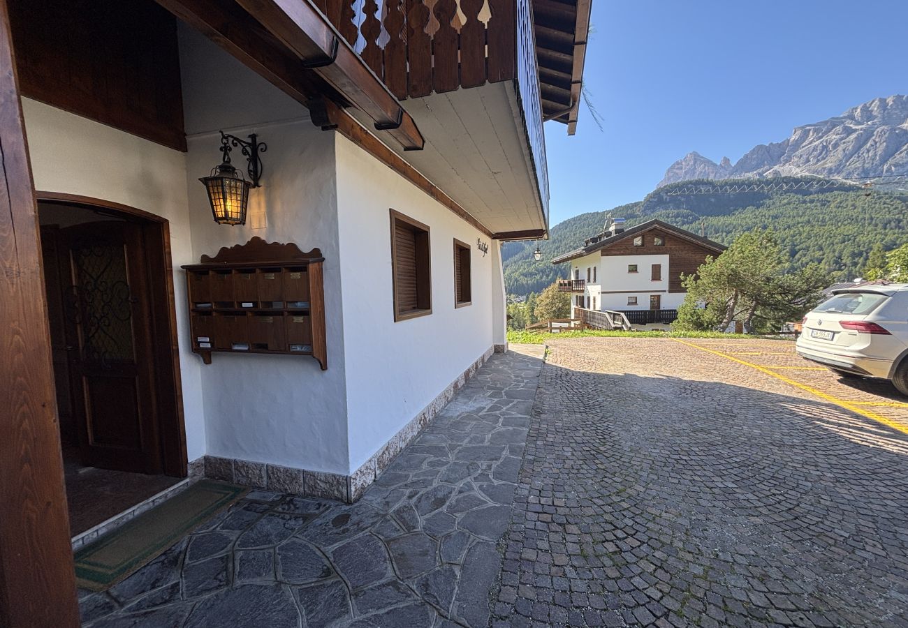 Appartamento a Cortina d´Ampezzo - Casa D'Ajal