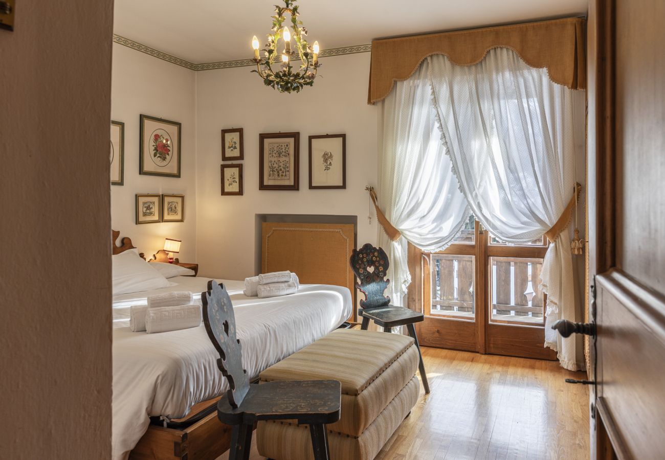 Appartamento a Cortina d´Ampezzo - Casa Coccola, panoramica e immersa nel verde