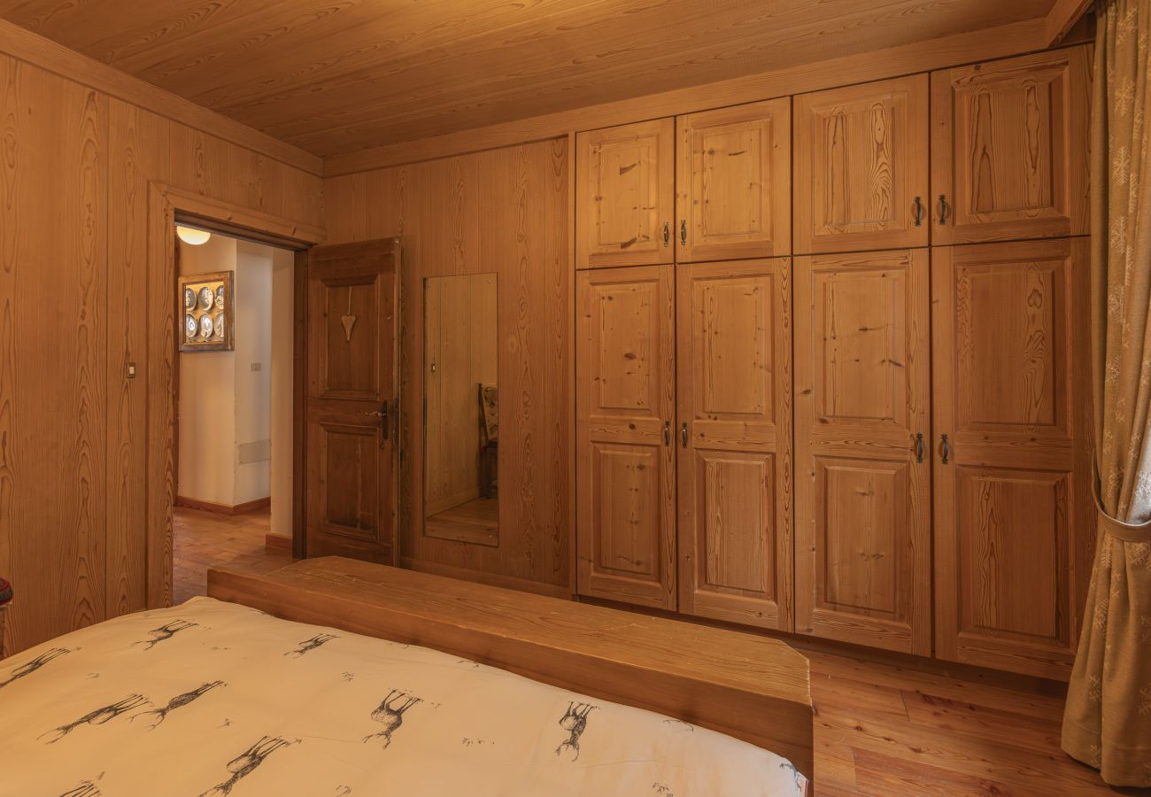 Appartamento a Cortina d´Ampezzo - Casa Merisanda, confortevole e immersa nel verde