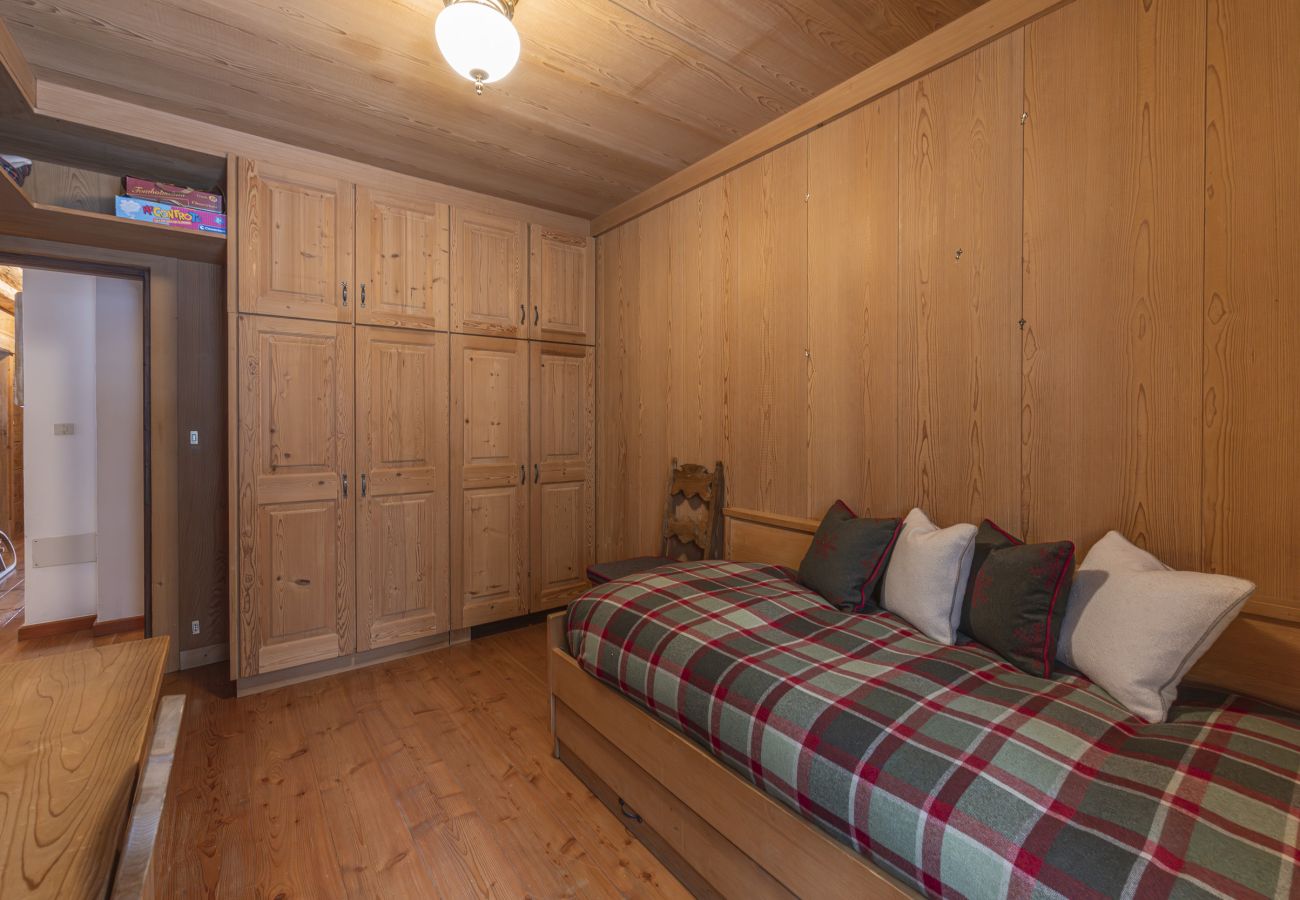 Appartamento a Cortina d´Ampezzo - Casa Merisanda, confortevole e immersa nel verde