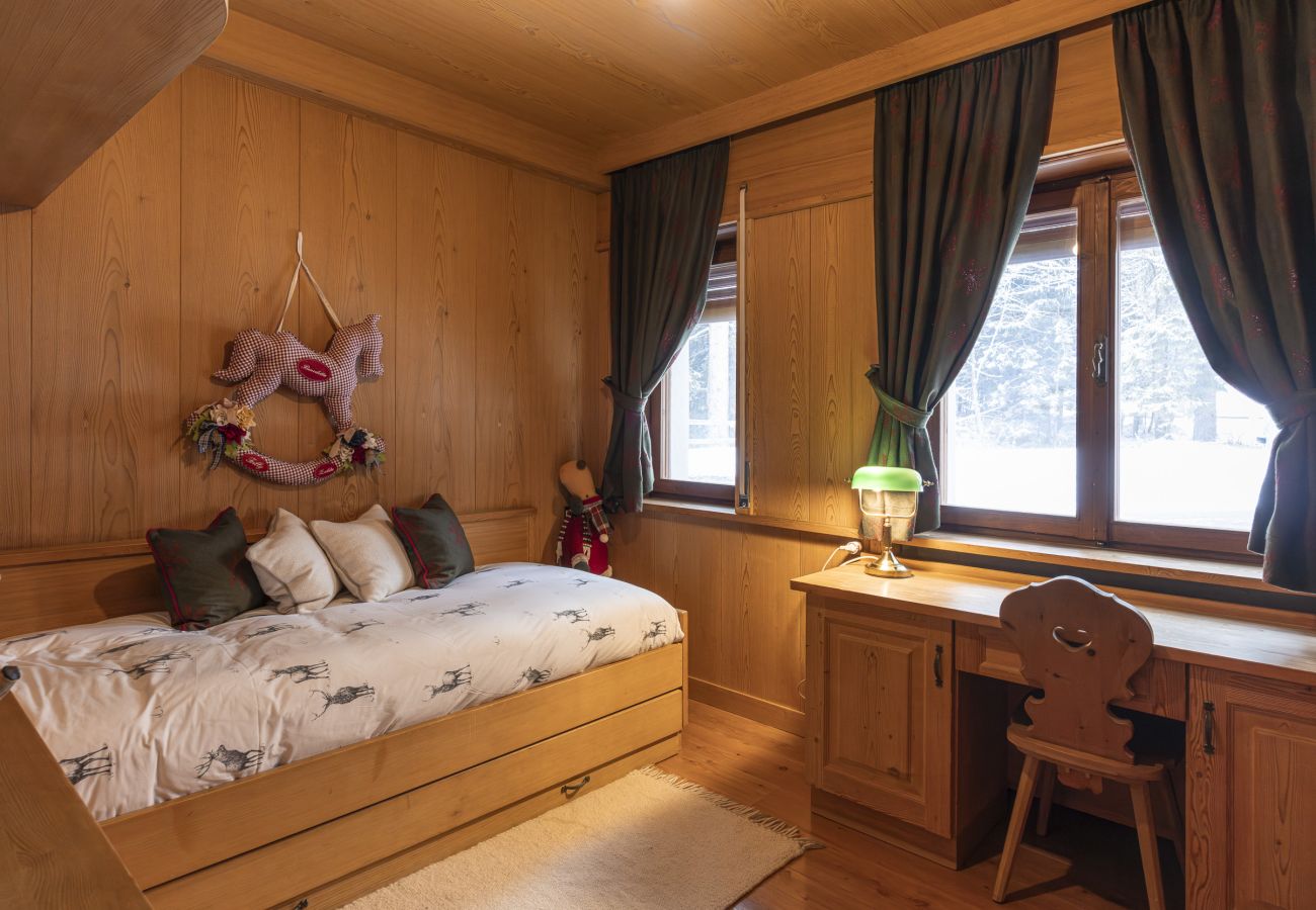 Appartamento a Cortina d´Ampezzo - Casa Merisanda, confortevole e immersa nel verde