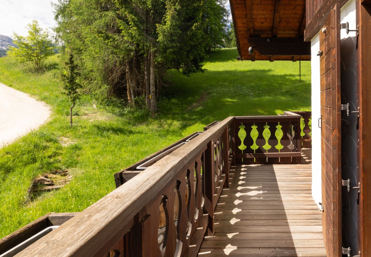 Appartamento a Cortina d´Ampezzo - Casa Chalet Cortina – Ampi Spazi e Panorama sulle Dolomiti