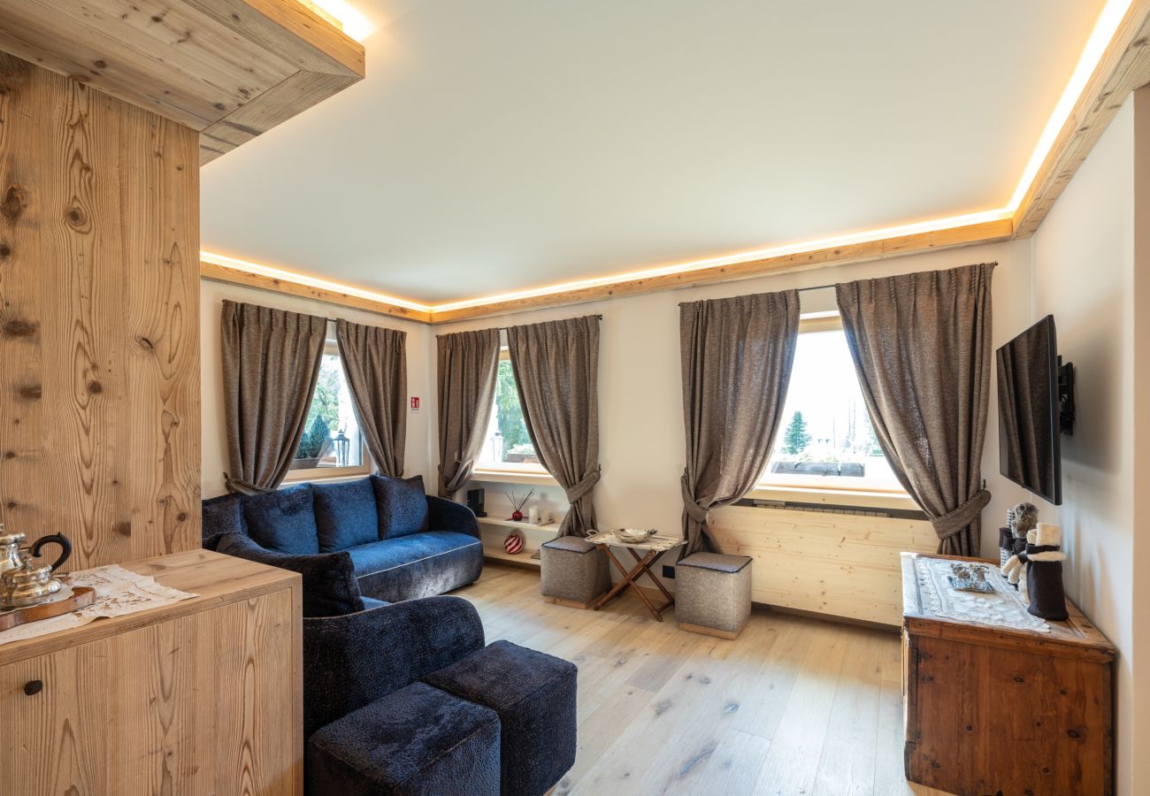 Appartamento a Cortina d´Ampezzo - Casa Cosulich, elegante con patio arredato e vista Dolomiti