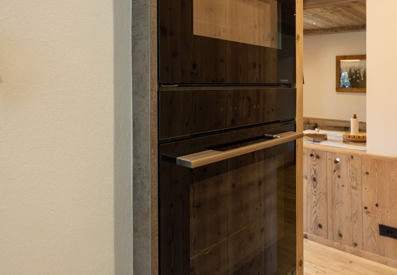 Appartamento a Cortina d´Ampezzo - Casa Cosulich, elegante con patio arredato e vista Dolomiti