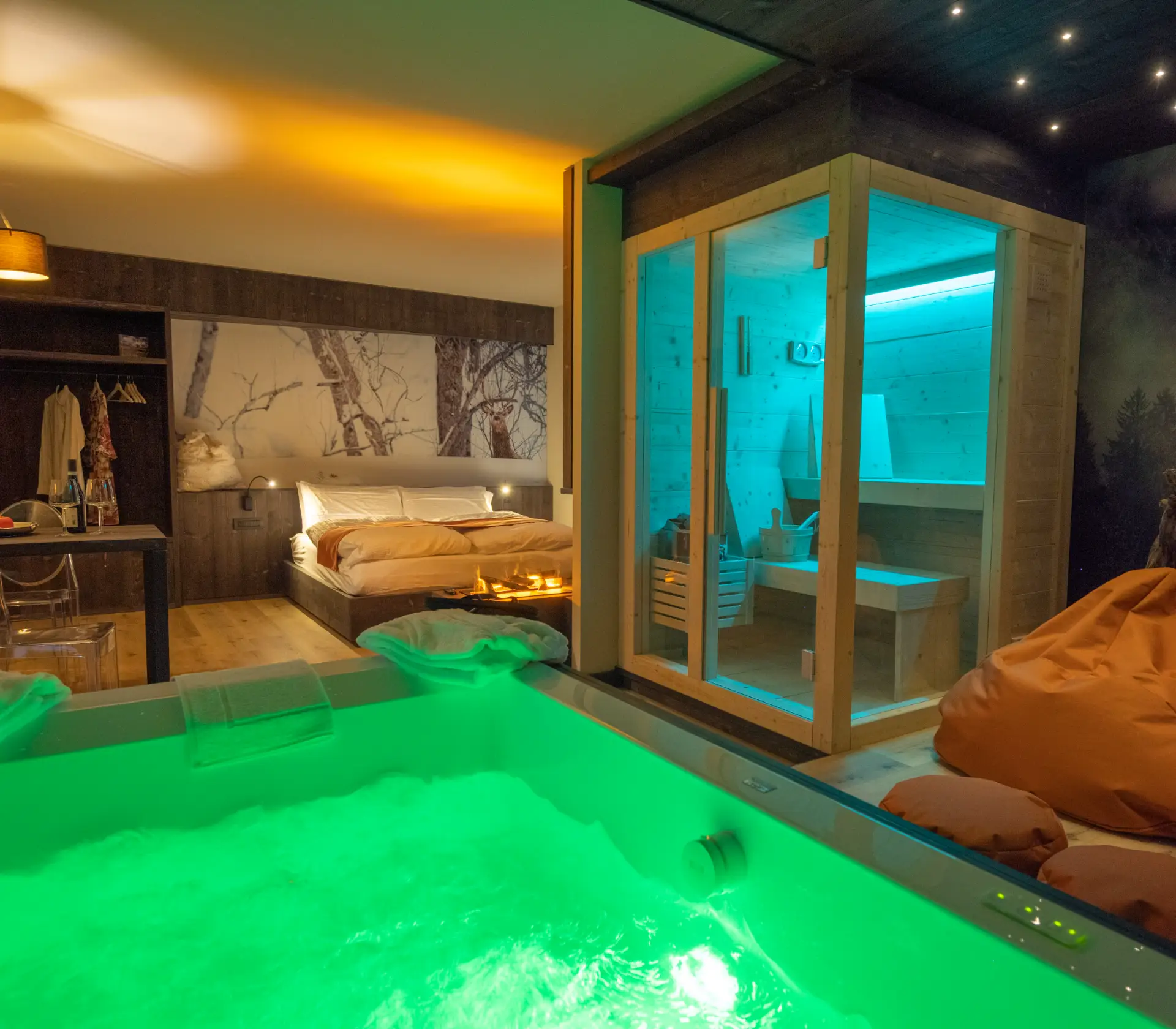 Teverone apartment with views of the Dolomites and modern interiors in Cortina d'Ampezzo