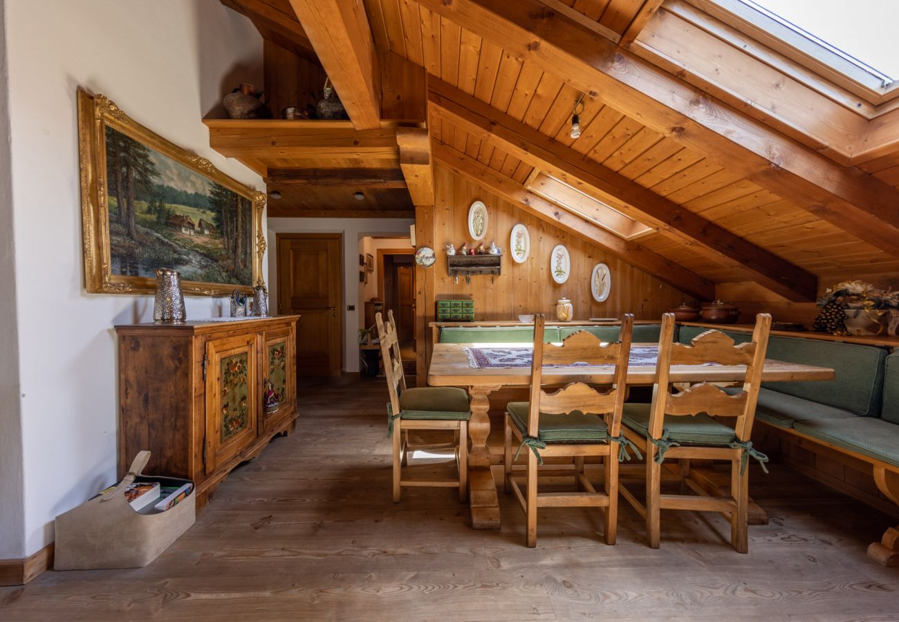 Ferienwohnung in San Vito di Cadore - Casa Belvedere 2 attic mit Dolomites view