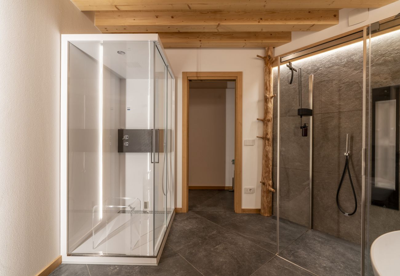 Ferienwohnung in Chies d´Alpago - Casera Cal De Mez Sot - Wellness Chalet 