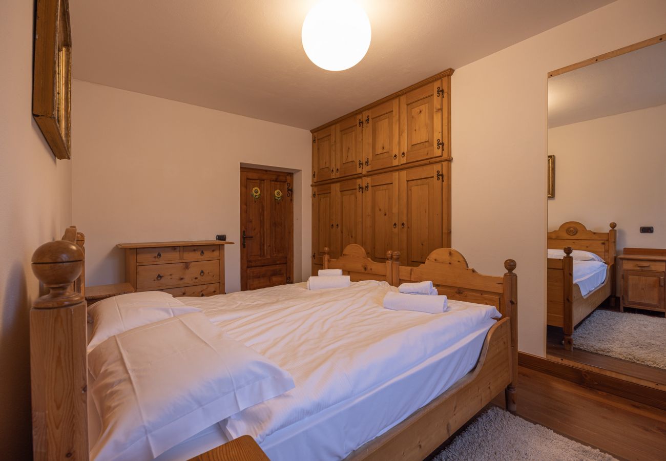 Ferienwohnung in Cortina d´Ampezzo - Casa Da l'Oio mit Balkon und Dolomitensicht