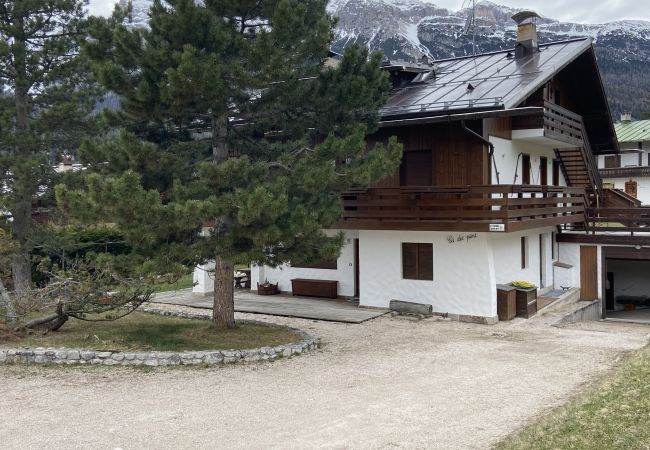 Ferienwohnung in Cortina d´Ampezzo - Casa Ca Dei Pini, inmitten der Natur