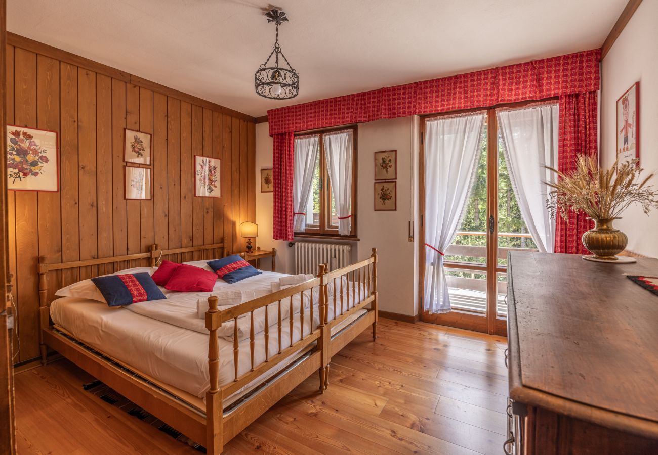 Ferienwohnung in Cortina d´Ampezzo - Ca' del Molin, große Wohnung mit Balkon und Garage