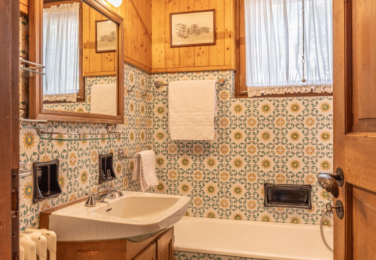 Ferienwohnung in Cortina d´Ampezzo - Ca' del Molin, große Wohnung mit Balkon und Garage