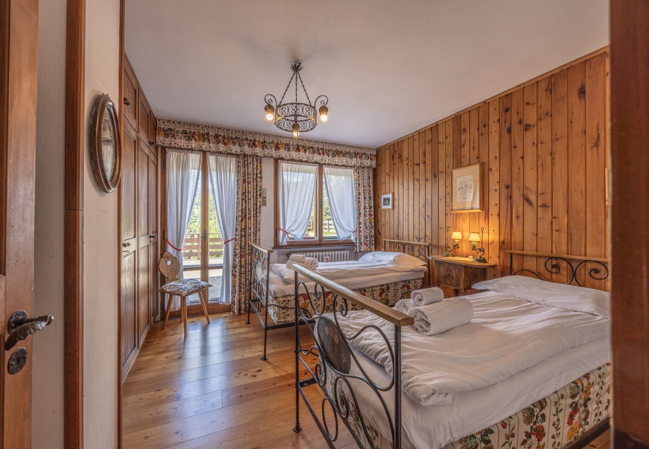 Ferienwohnung in Cortina d´Ampezzo - Ca' del Molin, große Wohnung mit Balkon und Garage