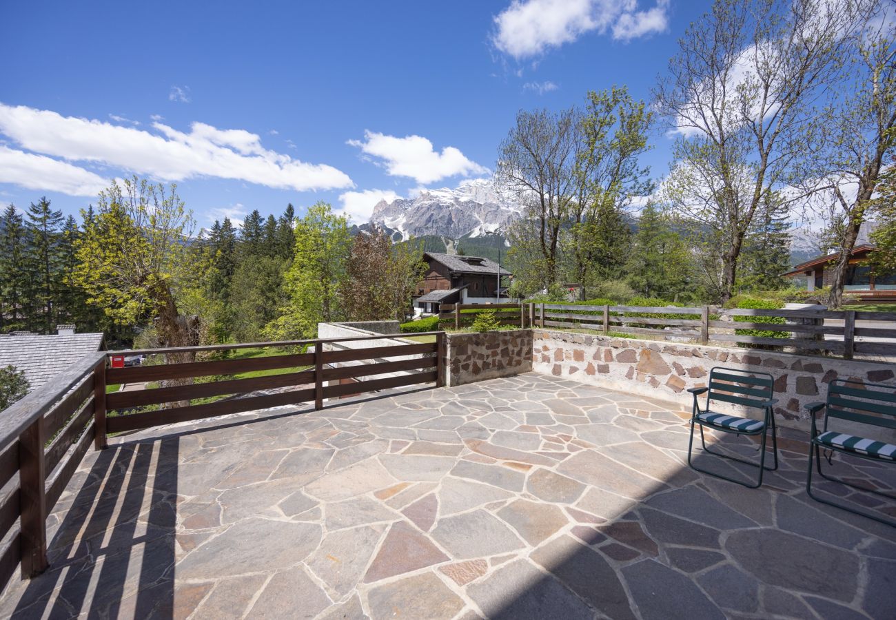 Ferienwohnung in Cortina d´Ampezzo - Ca' del Molin, große Wohnung mit Balkon und Garage