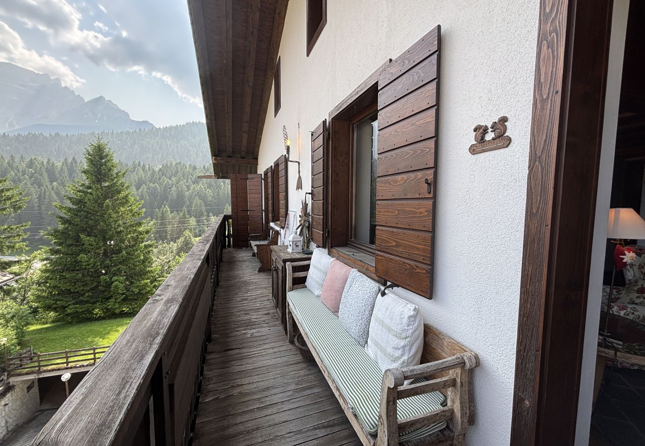 Ferienwohnung in San Vito di Cadore - Casa Scoiattolo, mit Panoramabalkon