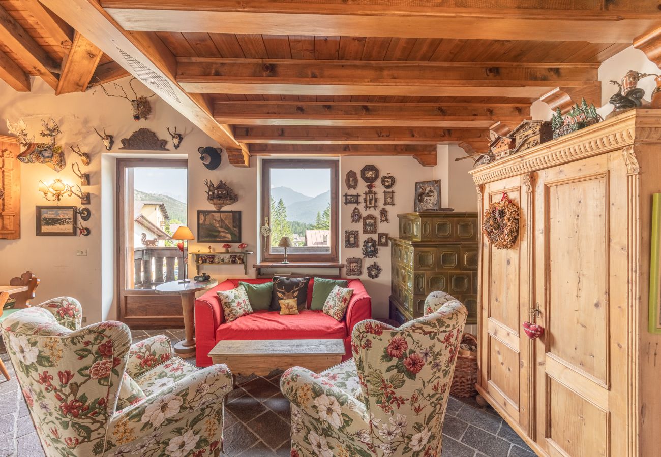 Ferienwohnung in San Vito di Cadore - Casa Scoiattolo, mit Panoramabalkon