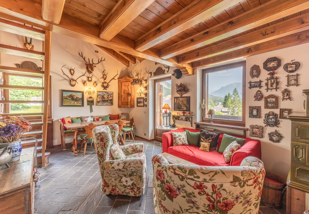 Ferienwohnung in San Vito di Cadore - Casa Scoiattolo, mit Panoramabalkon