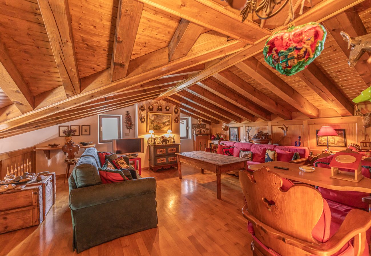 Ferienwohnung in San Vito di Cadore - Casa Scoiattolo, mit Panoramabalkon