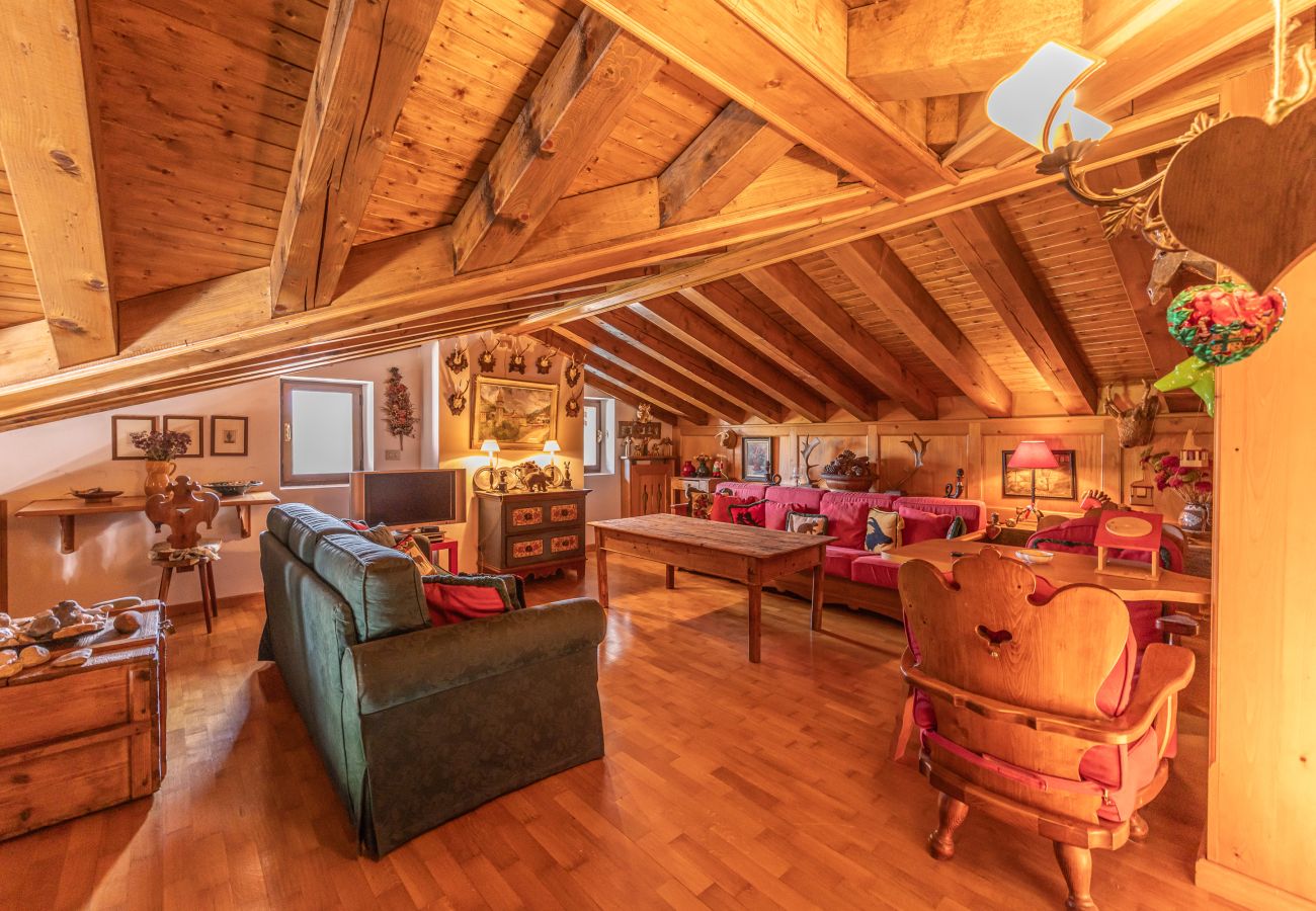 Ferienwohnung in San Vito di Cadore - Casa Scoiattolo, mit Panoramabalkon