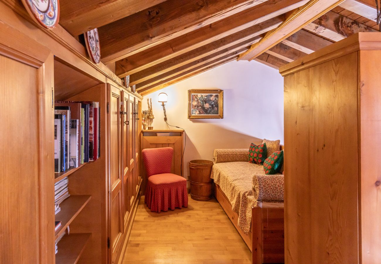 Ferienwohnung in San Vito di Cadore - Casa Scoiattolo, mit Panoramabalkon