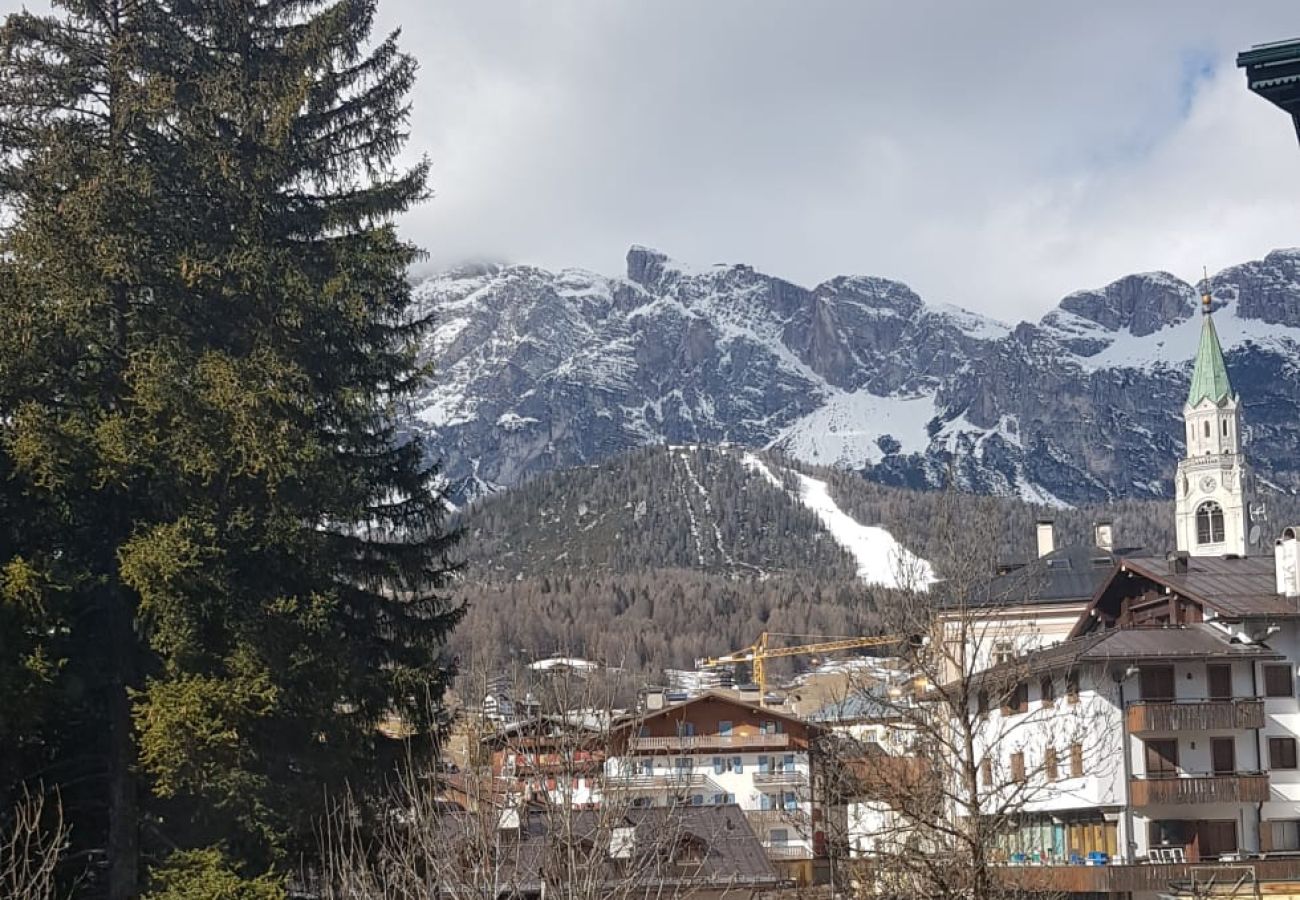 Ferienwohnung in Cortina d´Ampezzo - Casa Bigontina 4, eine zentral gelegene Wohnung mit viel Platz