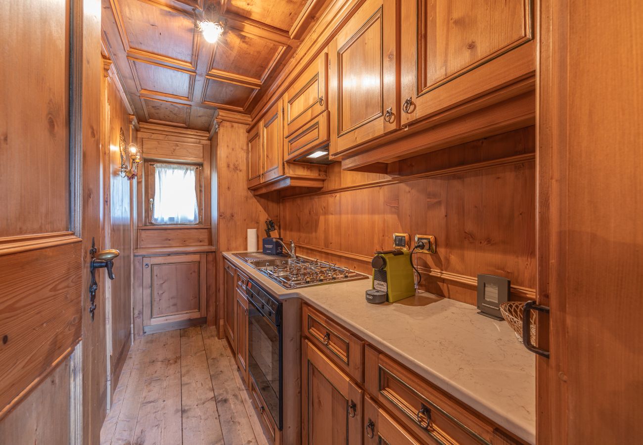 Ferienwohnung in Cortina d´Ampezzo - Casa Cirmoli, ein gemütliches Dachgeschoss im Grünen