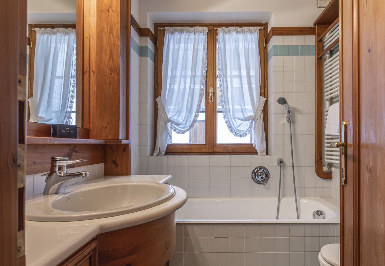 Ferienwohnung in Cortina d´Ampezzo - Casa Lana, Komfort im Zentrum von Cortina d Ampezzo