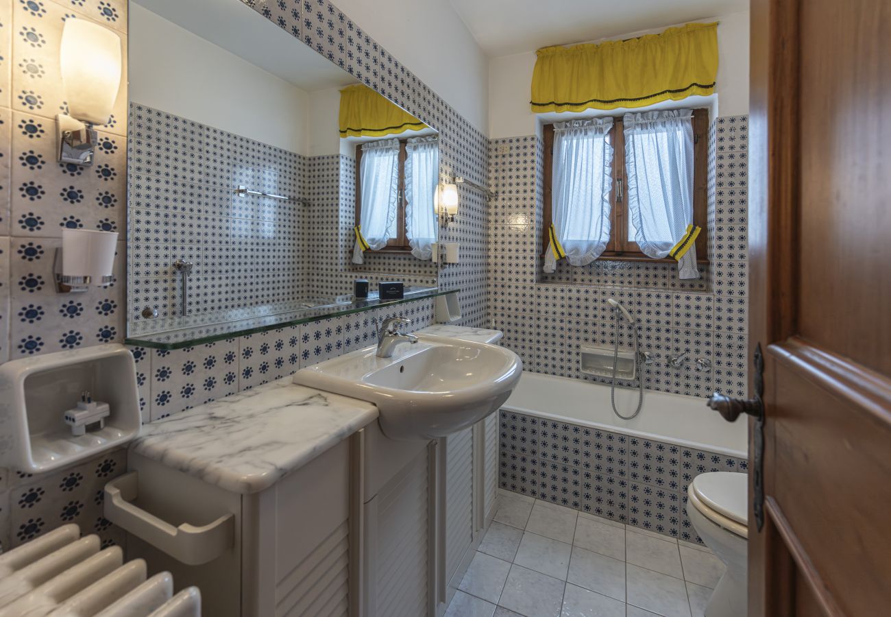 Ferienwohnung in Cortina d´Ampezzo - Casa Coccola, Panoramalage und umgeben von Natur