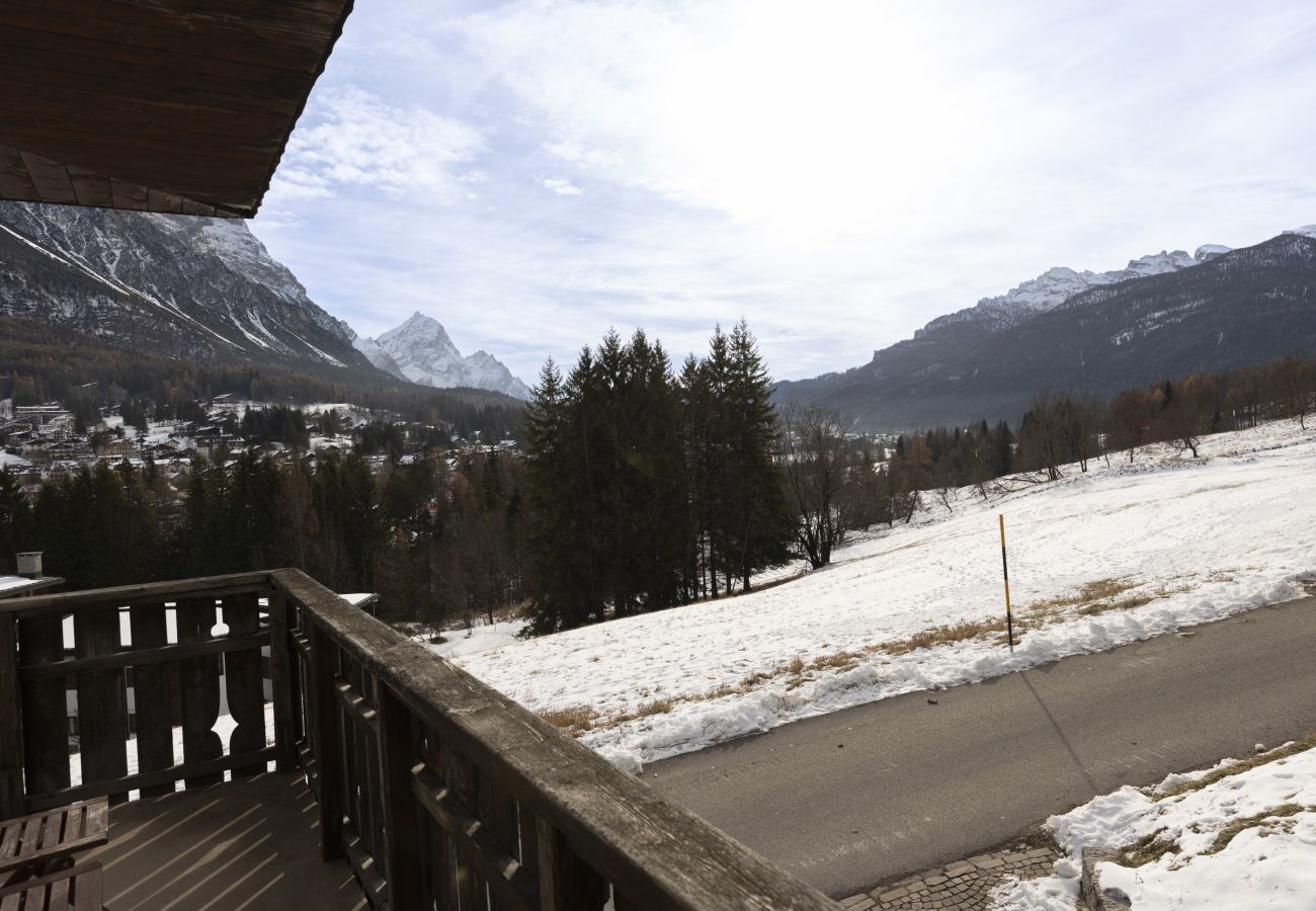 Ferienwohnung in Cortina d´Ampezzo - Casa Coccola, Panoramalage und umgeben von Natur