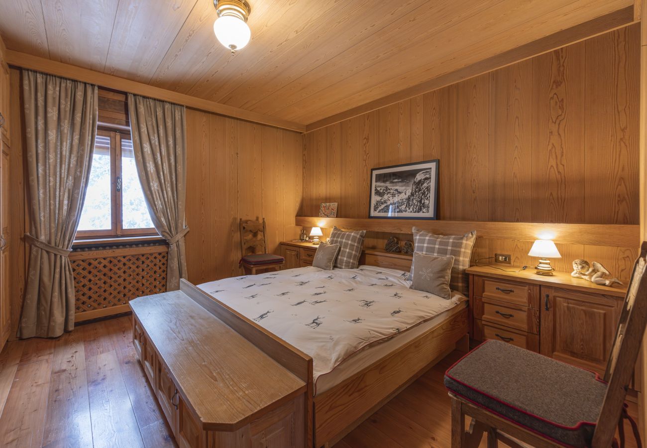 Ferienwohnung in Cortina d´Ampezzo - Casa Merisanda, komfortabel und von Grün umgeben