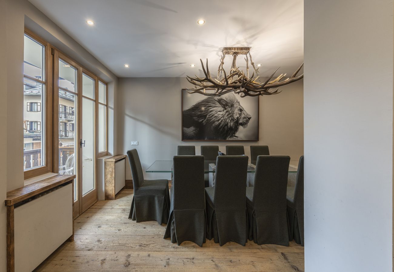 Ferienwohnung in Cortina d´Ampezzo - Casa Windsor, luxurius im Zentrum von Cortina